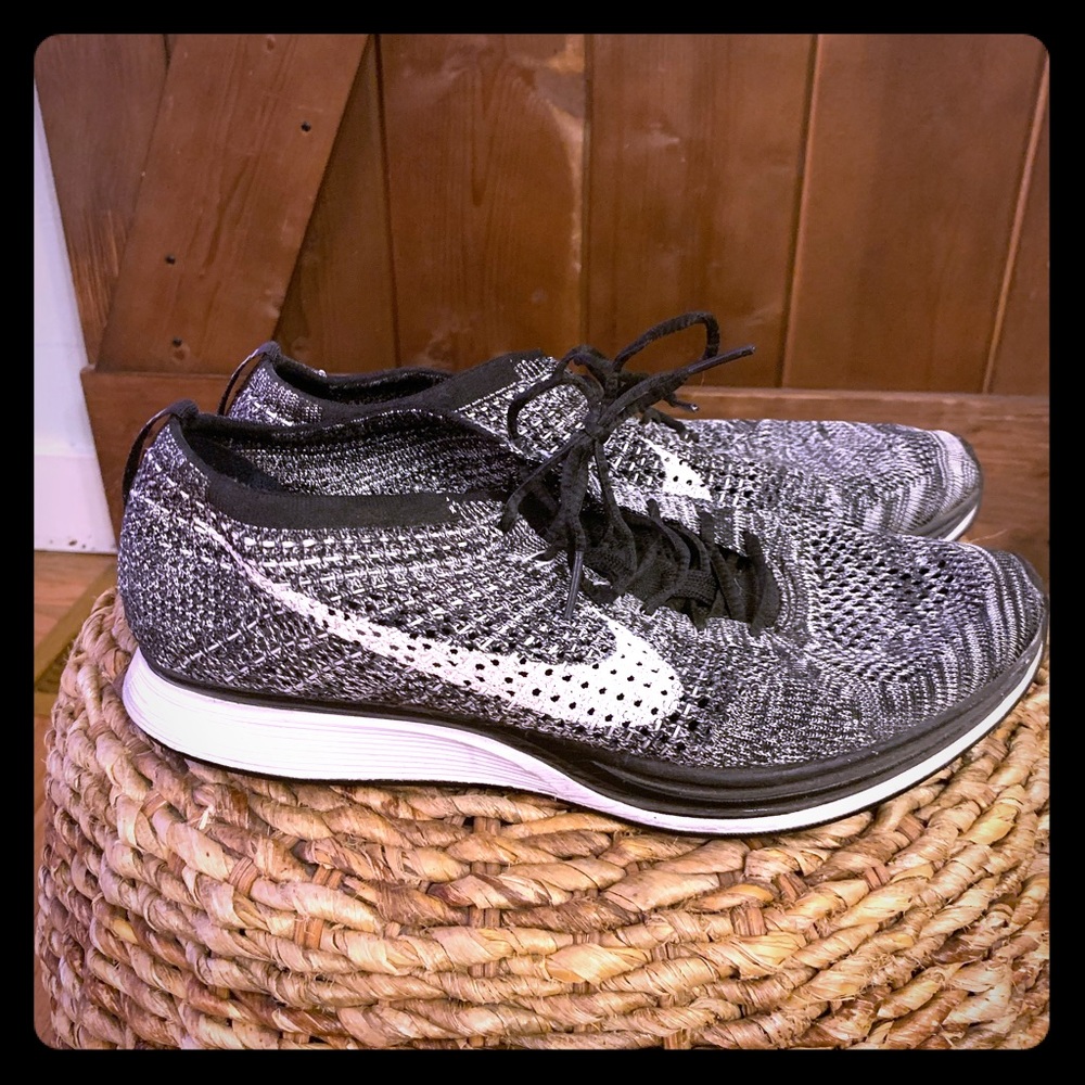 Flyknit Racer